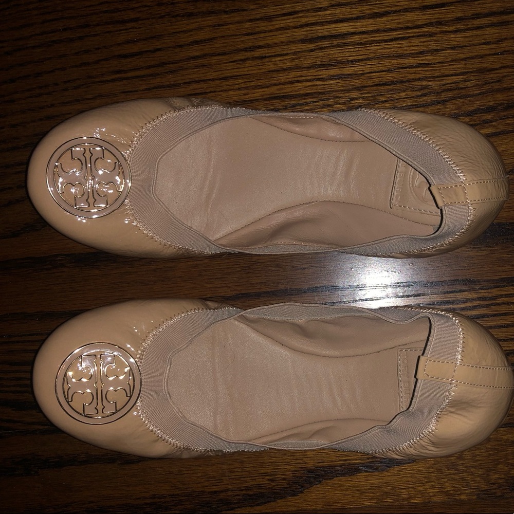 Tan Tory Burch Flats